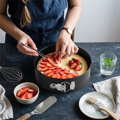 Moule à manqué à charnière | Antiadhésif DémoFacile - Fouet Doré